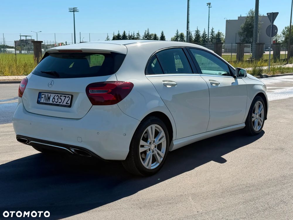 Mercedes-Benz Klasa A 180 7G-DCT Style - 2