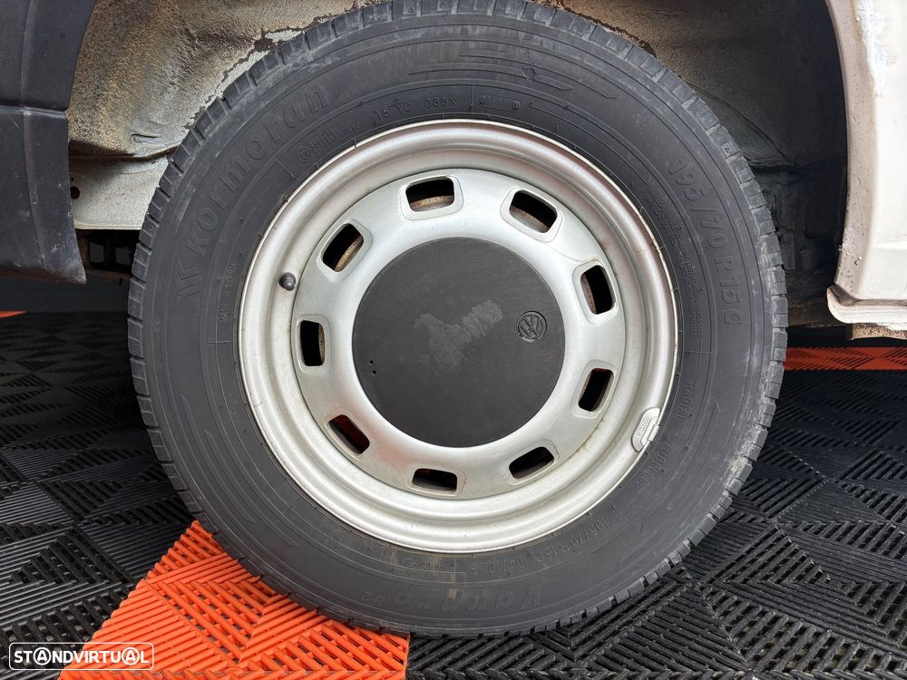 VW Transporter T4 - 18