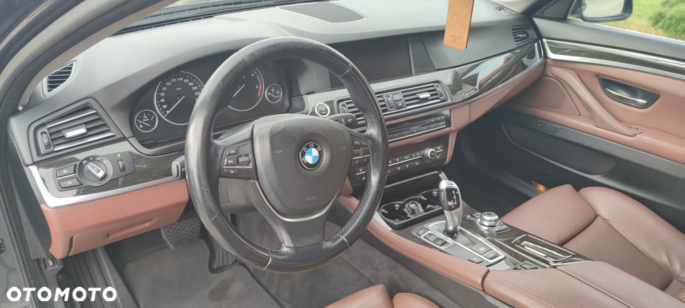 BMW Seria 5 520d - 10