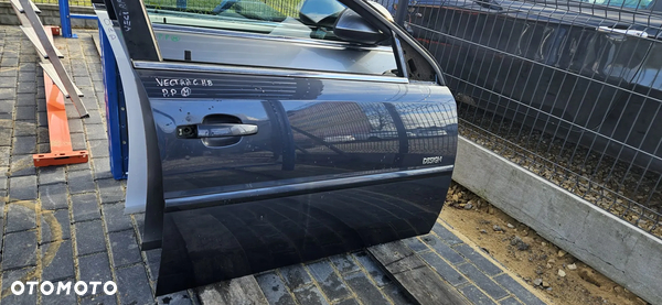 Opel Vectra C Drzwi Boczne Prawy Przód P.P.