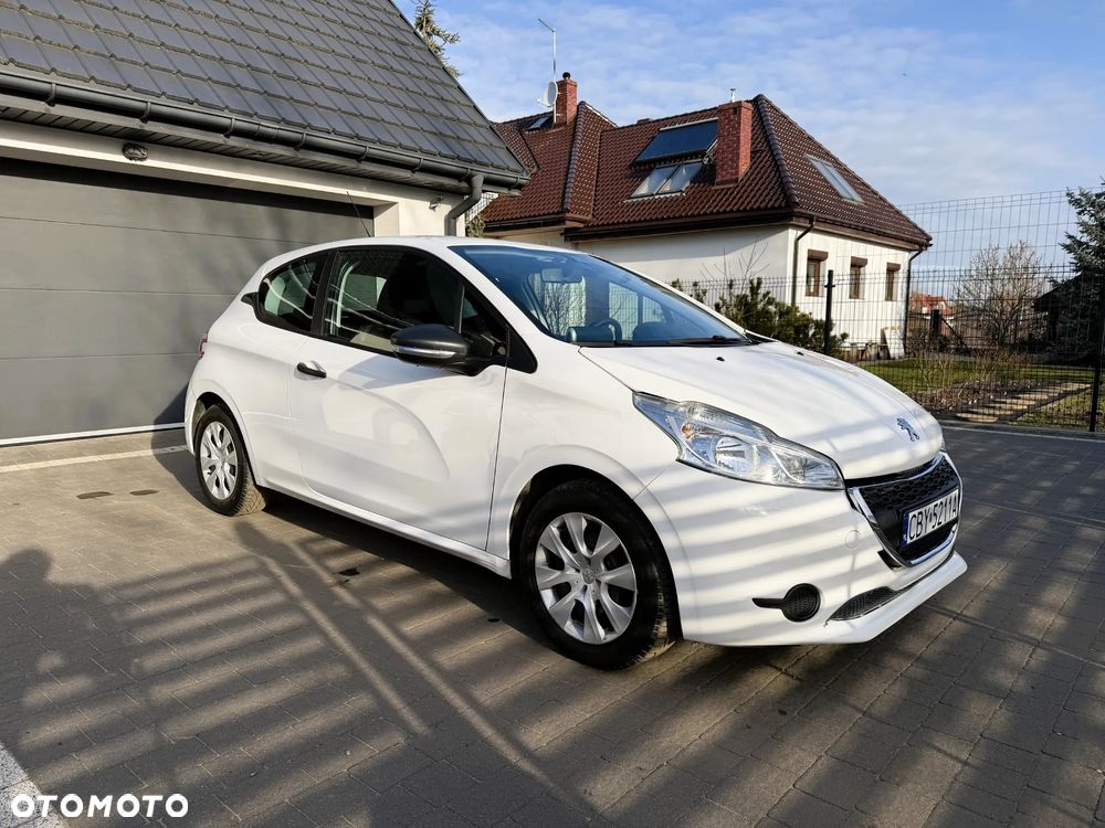 Peugeot 208 - 2