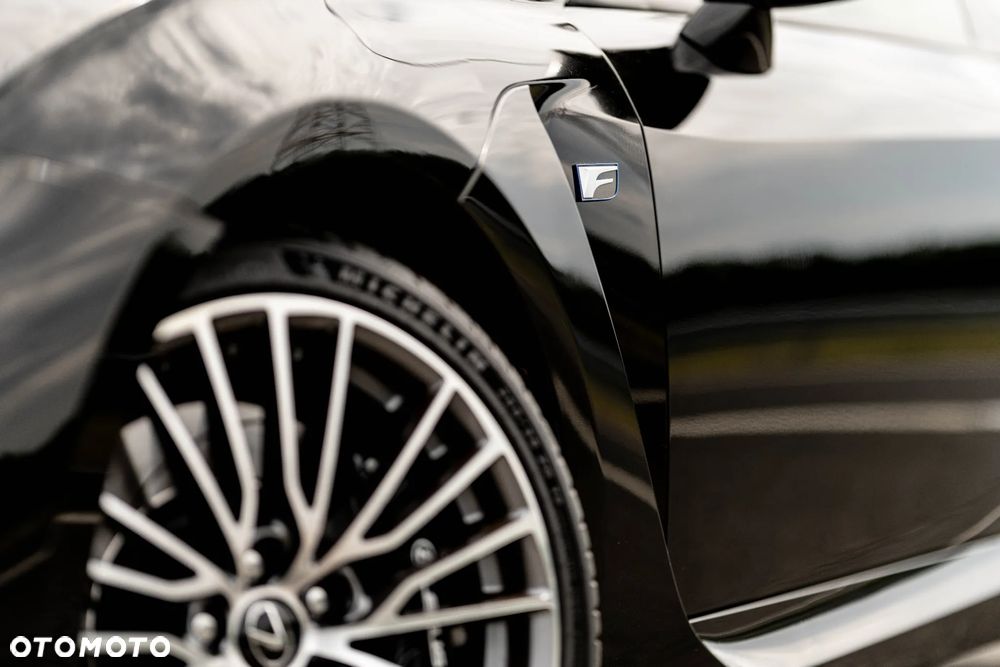 Lexus RC F Prestige - 19