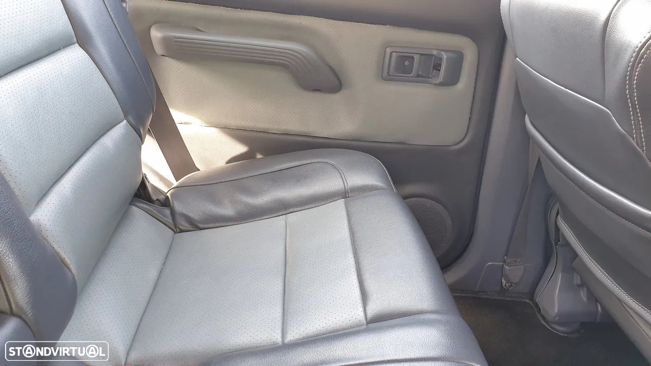 Toyota Land Cruiser 3.0 TD Pack 2 - 38