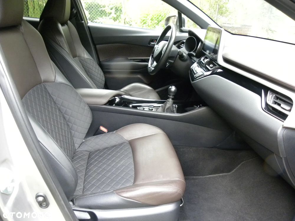 Toyota C-HR 1.2 Turbo Lounge - 17