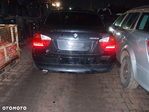 BMW e90 / 2.0 B / 2006 r. / na części