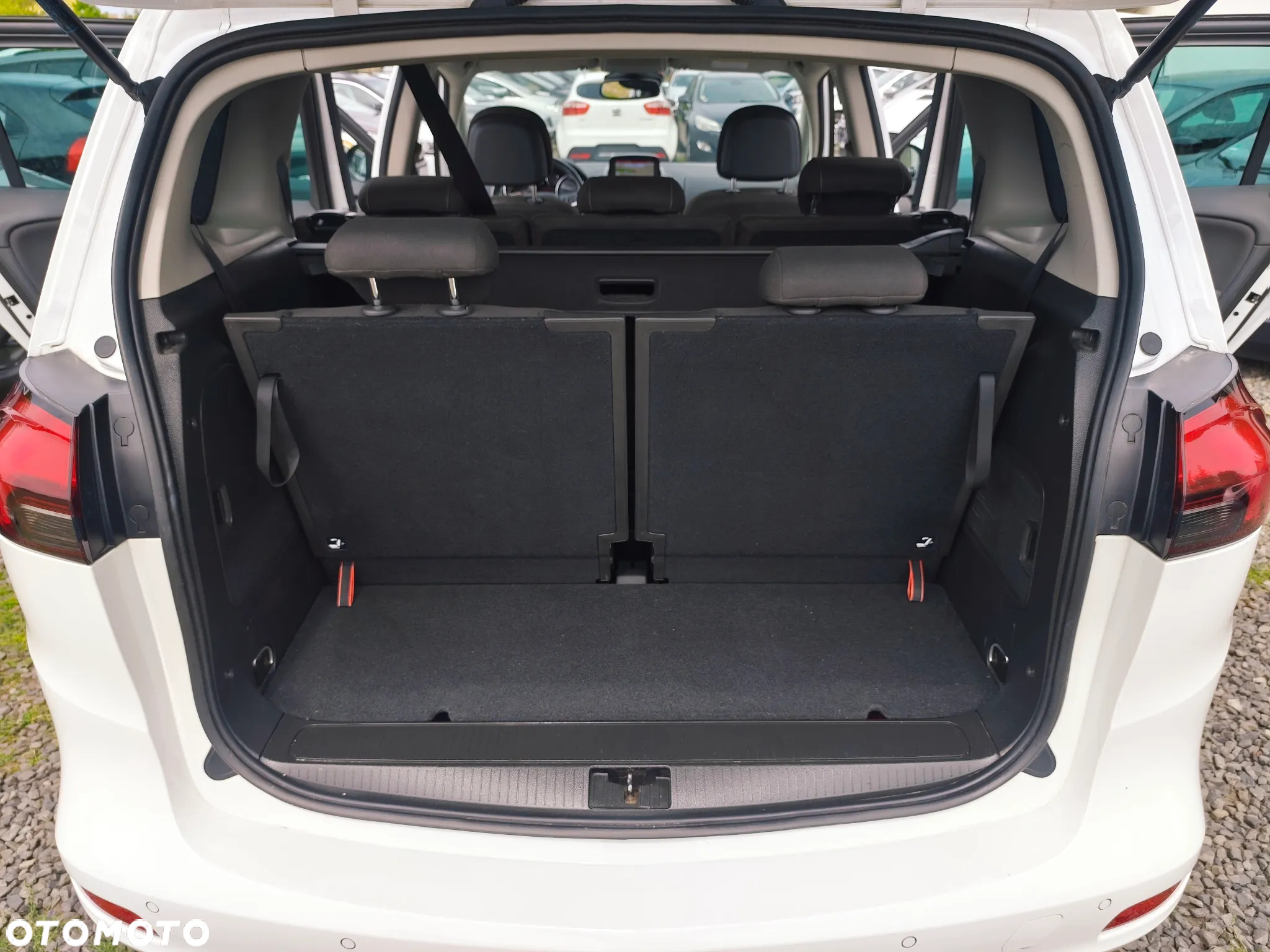 Opel Zafira 1.6 CDTI Cosmo - 27
