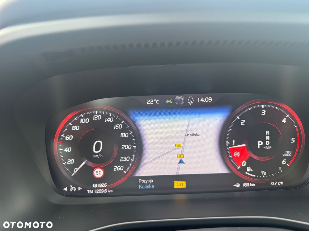 Volvo XC 40 D3 R-Design - 29