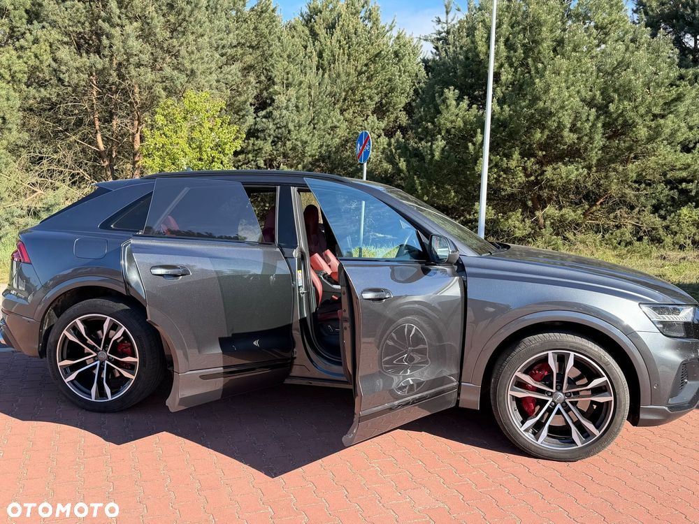Audi SQ8 - 32