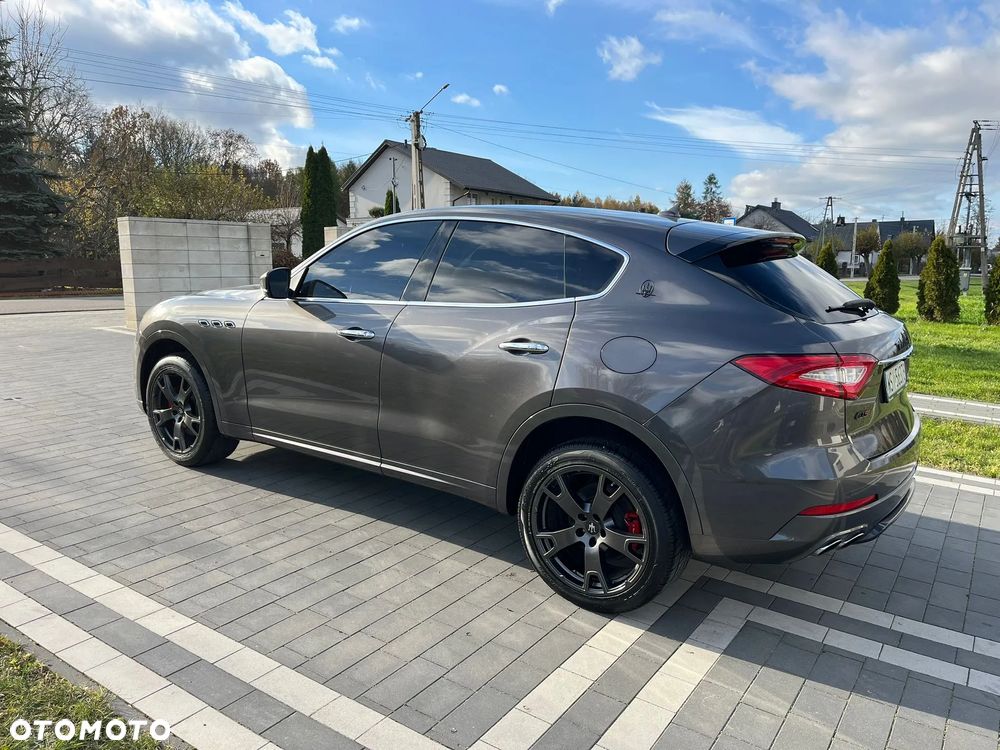 Maserati Levante Granlusso - 5