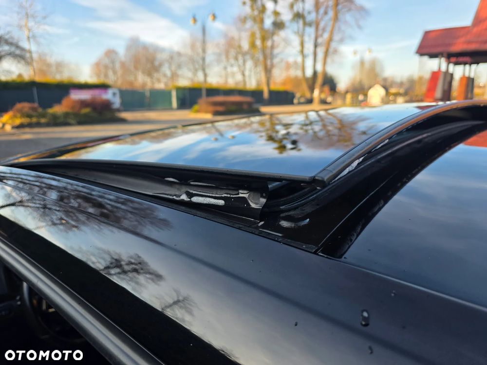 Volkswagen Scirocco 1.4 TSI BlueMotion Technology Club - 16