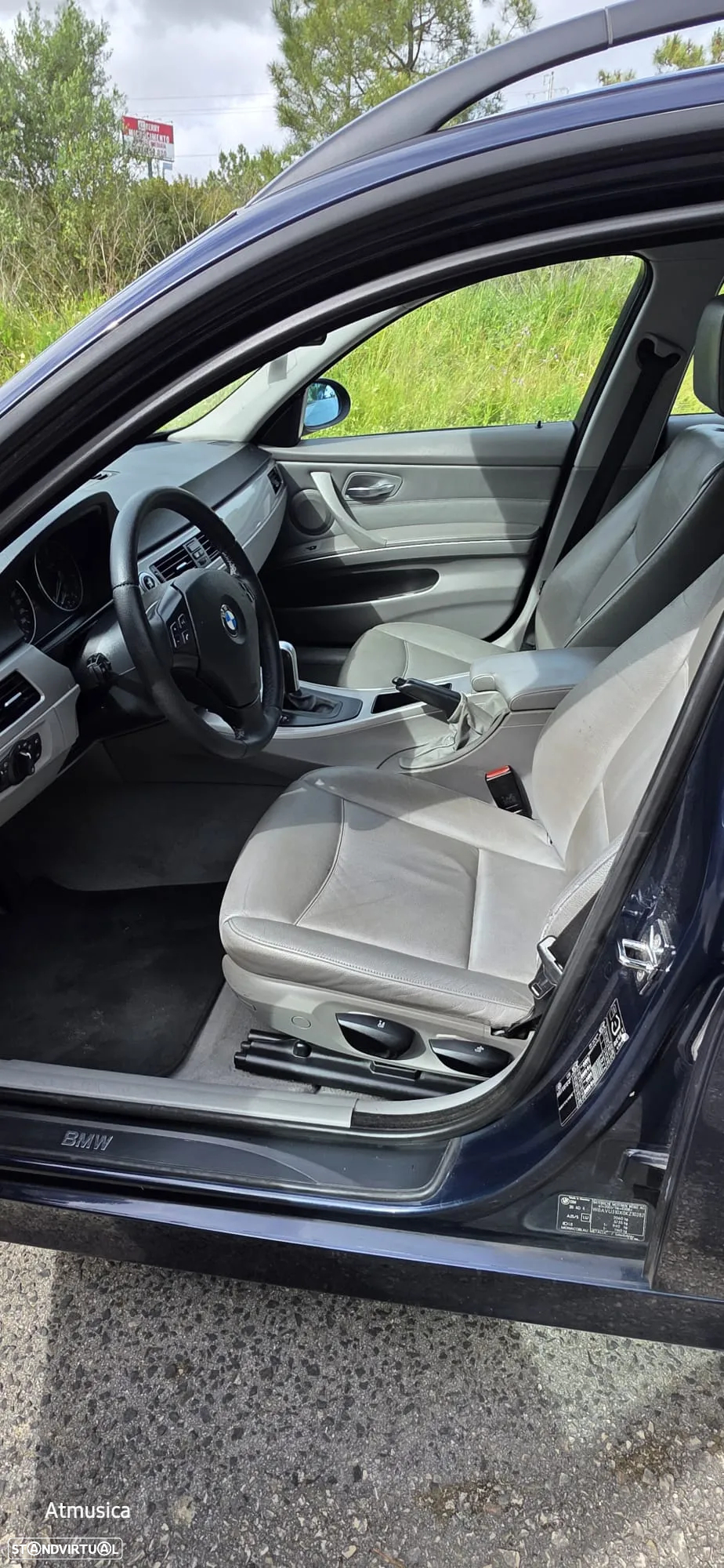 BMW 320 dA Touring Exclusive - 6