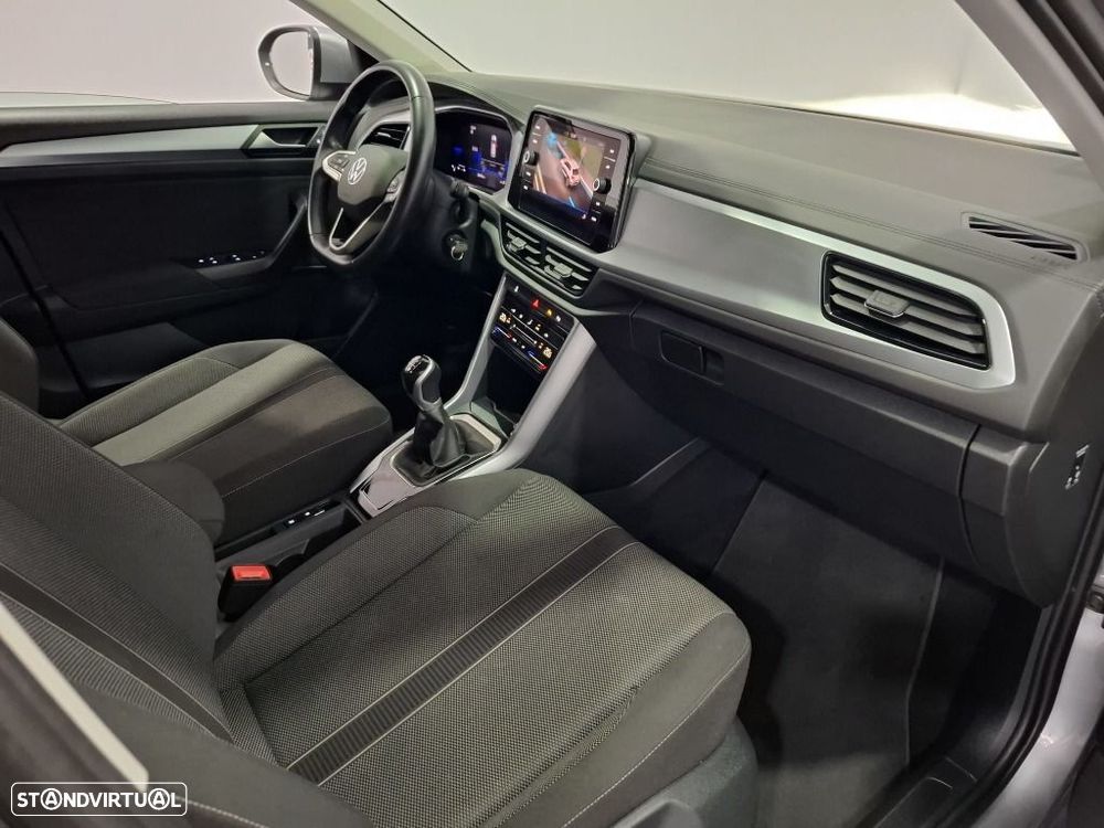 VW T-Roc 1.0 TSI Urban - 15