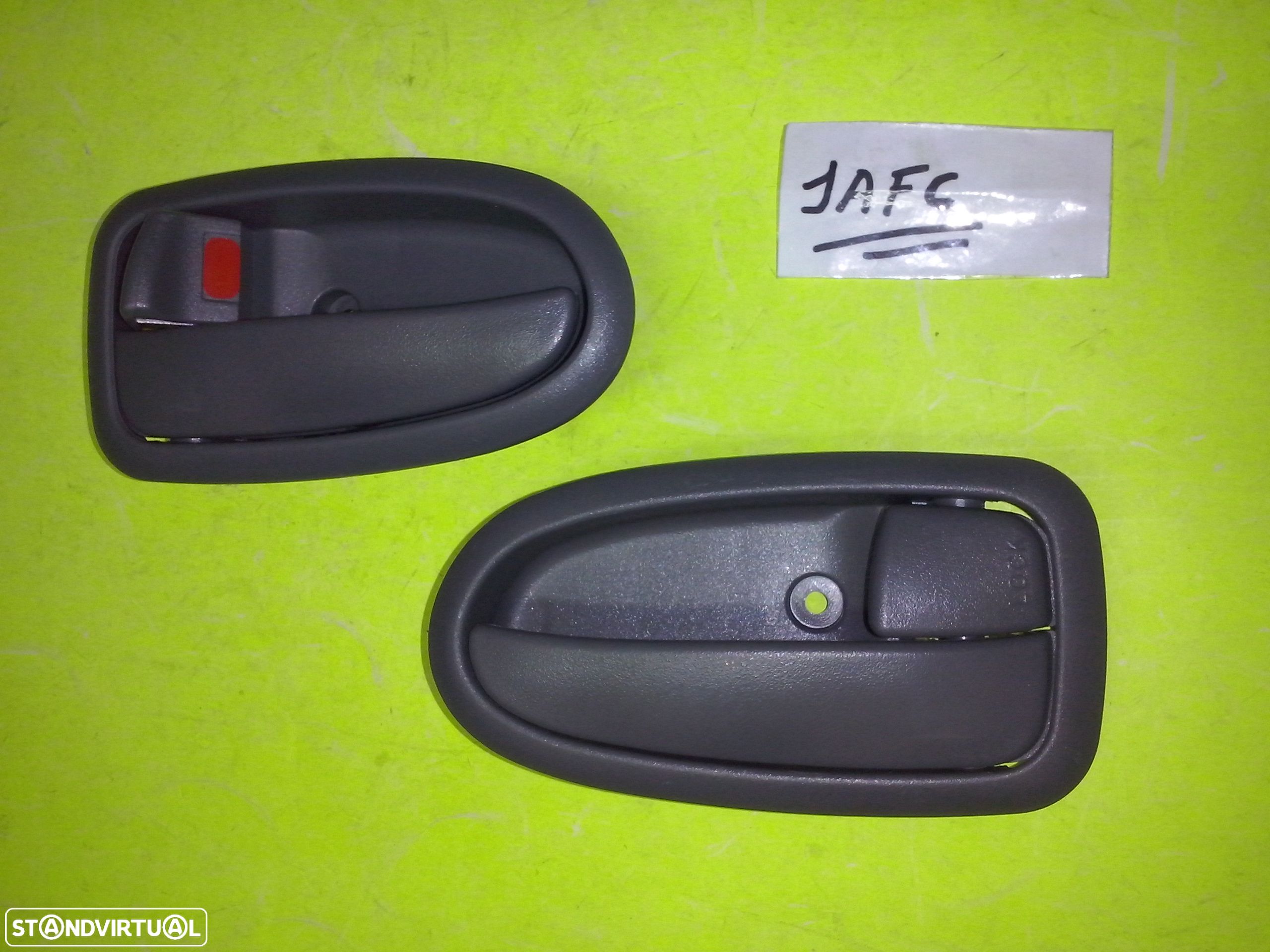 Puxadores interiores de abrir as portas Hyundai Matrix NOVOS - 1