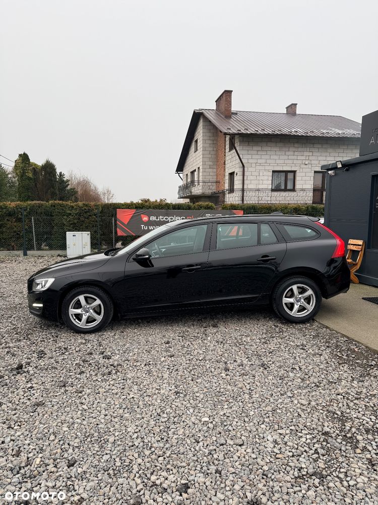 Volvo V60 D2 Kinetic - 4