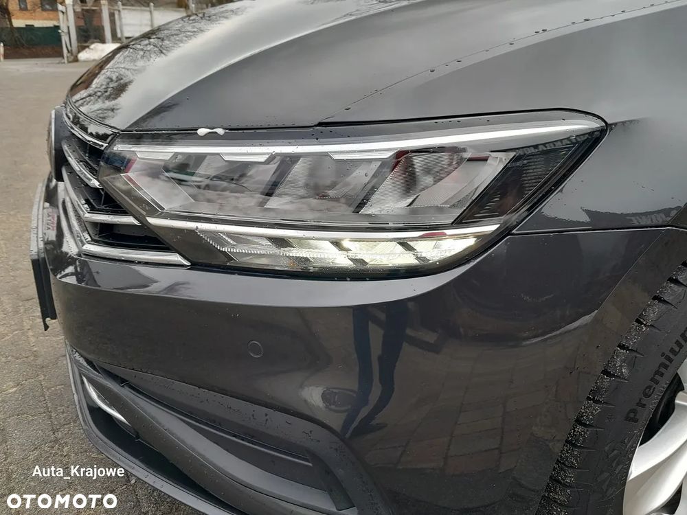 Volkswagen Passat 2.0 TSI Business DSG - 33