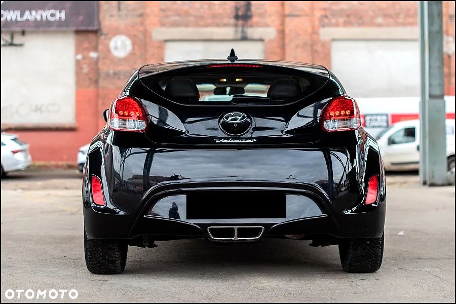 Hyundai Veloster - 9