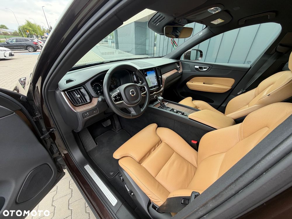 Volvo XC 60 T5 AWD Inscription - 31