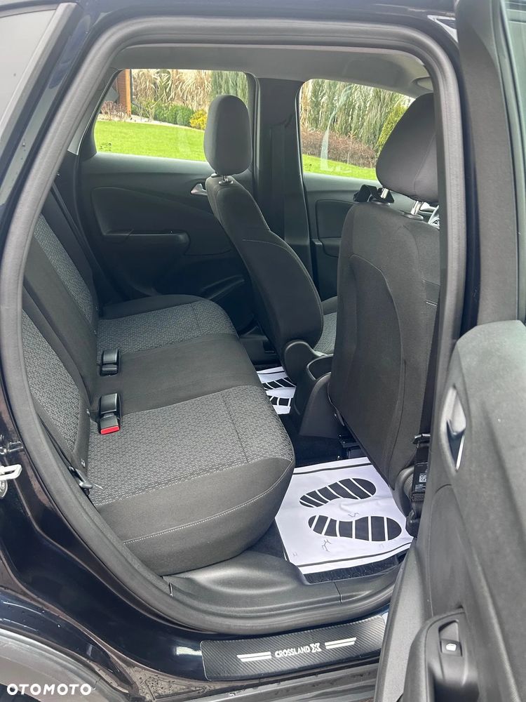 Opel Crossland X 1.2 T Enjoy S&S - 13