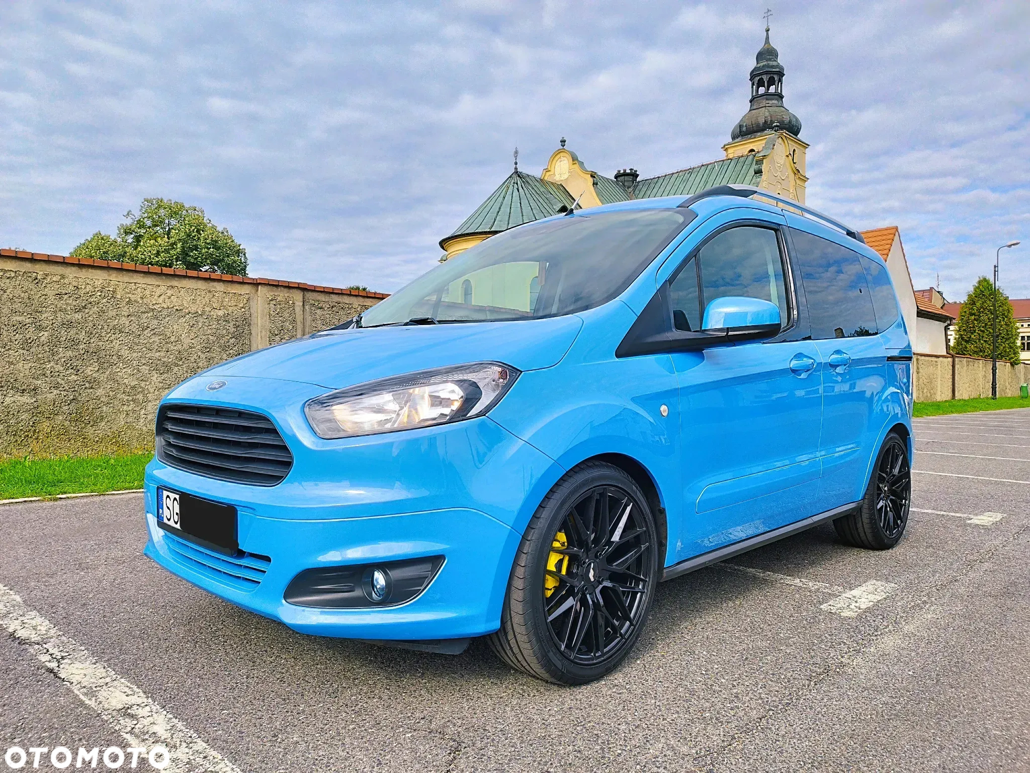 Ford Tourneo Courier 1.5 TDCi S&S Sport - 4
