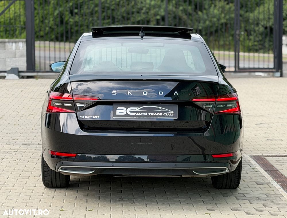 Skoda Superb 2.0 TDI DSG Sportline - 8