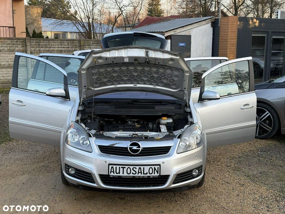 Opel Zafira - 29
