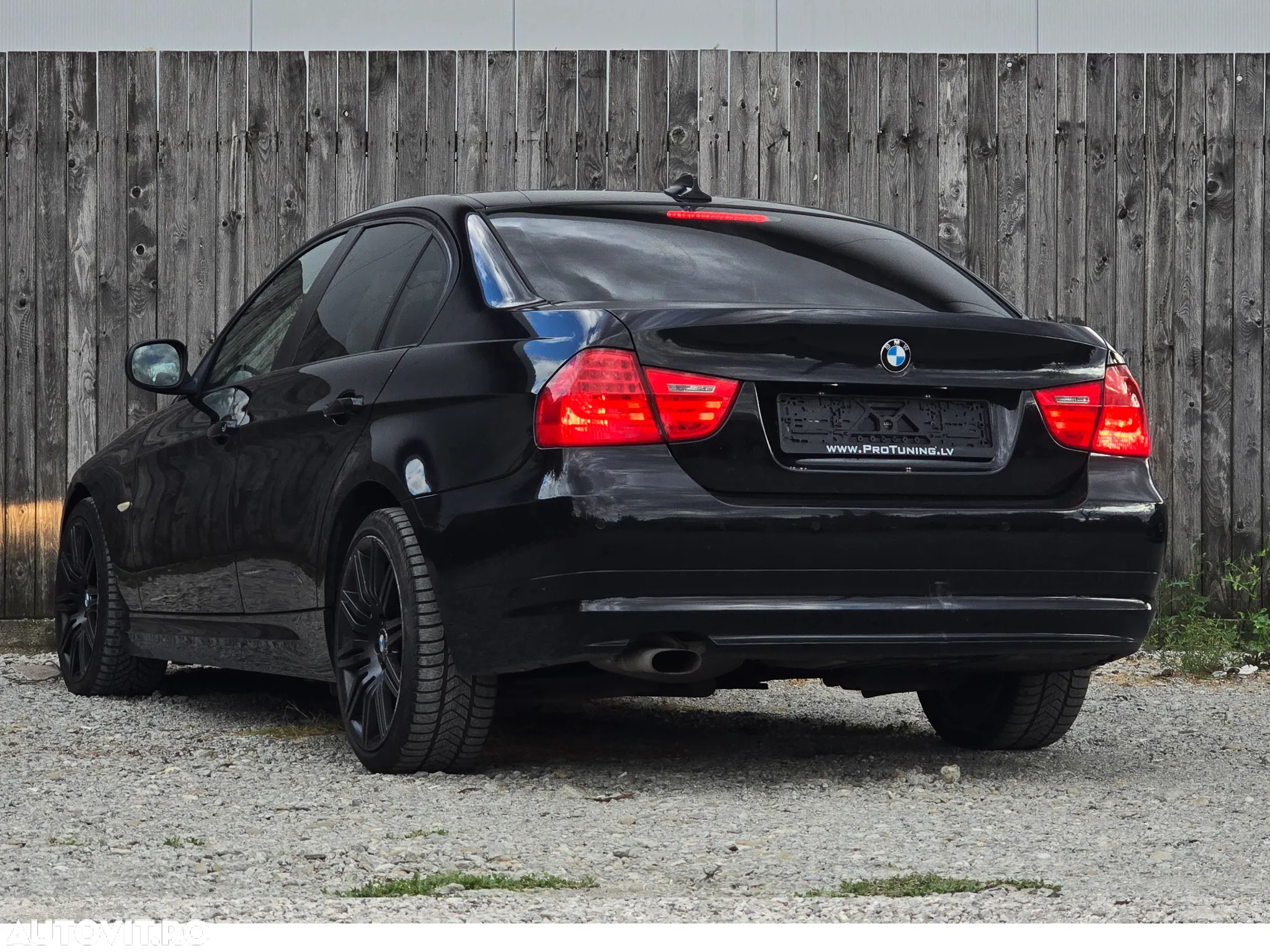 BMW Seria 3 318d - 4