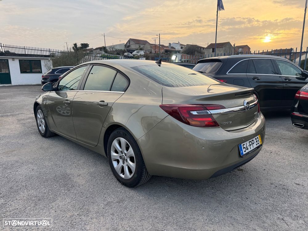 Opel Insignia 2.0 CDTI executive S/S - 6