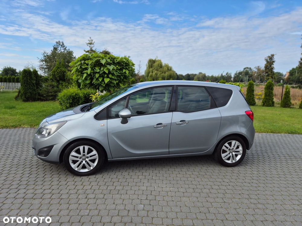 Opel Meriva 1.7 CDTI 150 Jahre - 12