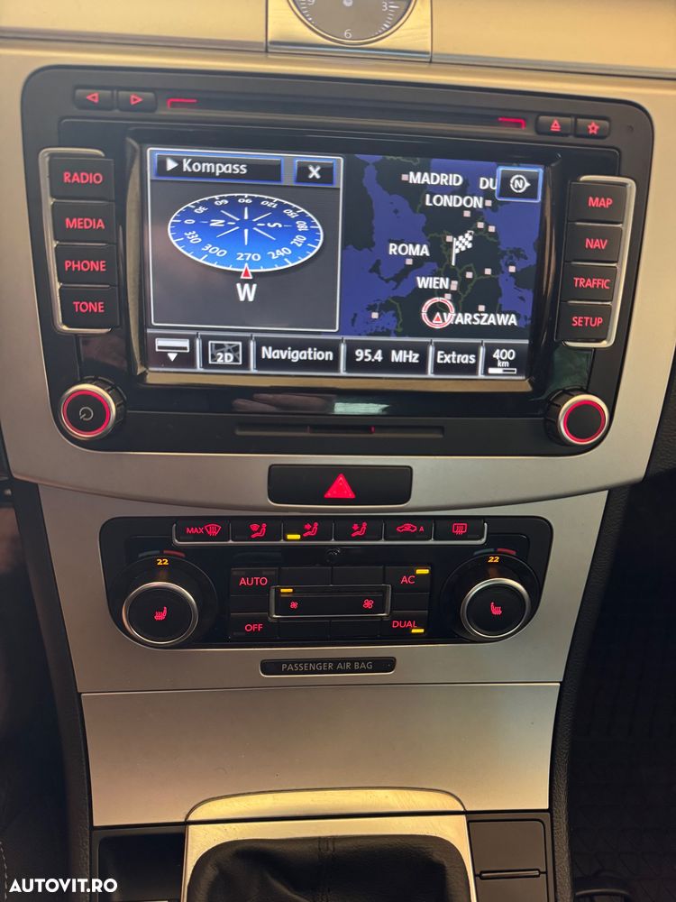 Volkswagen Passat 2.0 TDI DPF Blue TDI Comfortline - 28