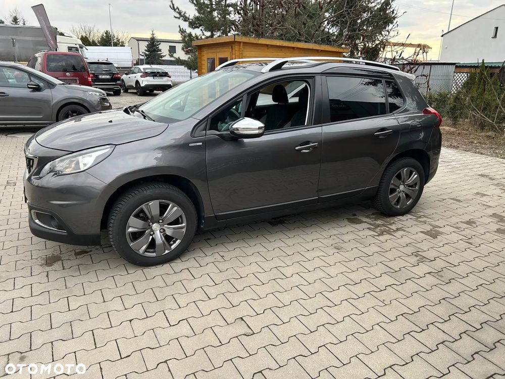 Peugeot 2008 1.6 BlueHDi Style - 10