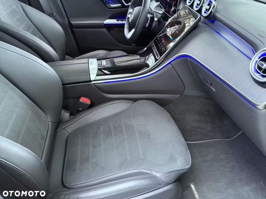 Mercedes-Benz GLC 300 mHEV 4-Matic AMG Line - 11