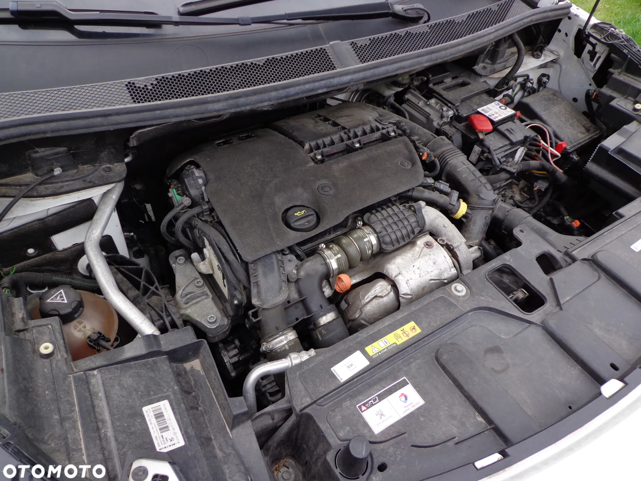 Peugeot 5008 1.6 BlueHDI Allure S&S EAT6 - 13