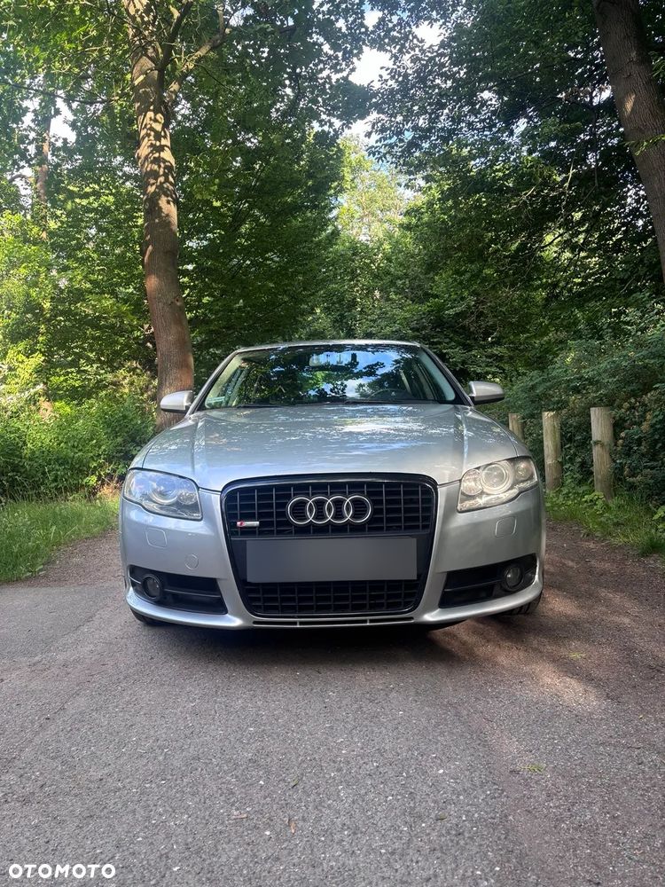Audi A4 Limousine 2.0 TDI - 1