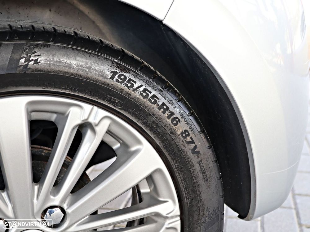 Peugeot 208 1.6 BlueHDi Style - 15