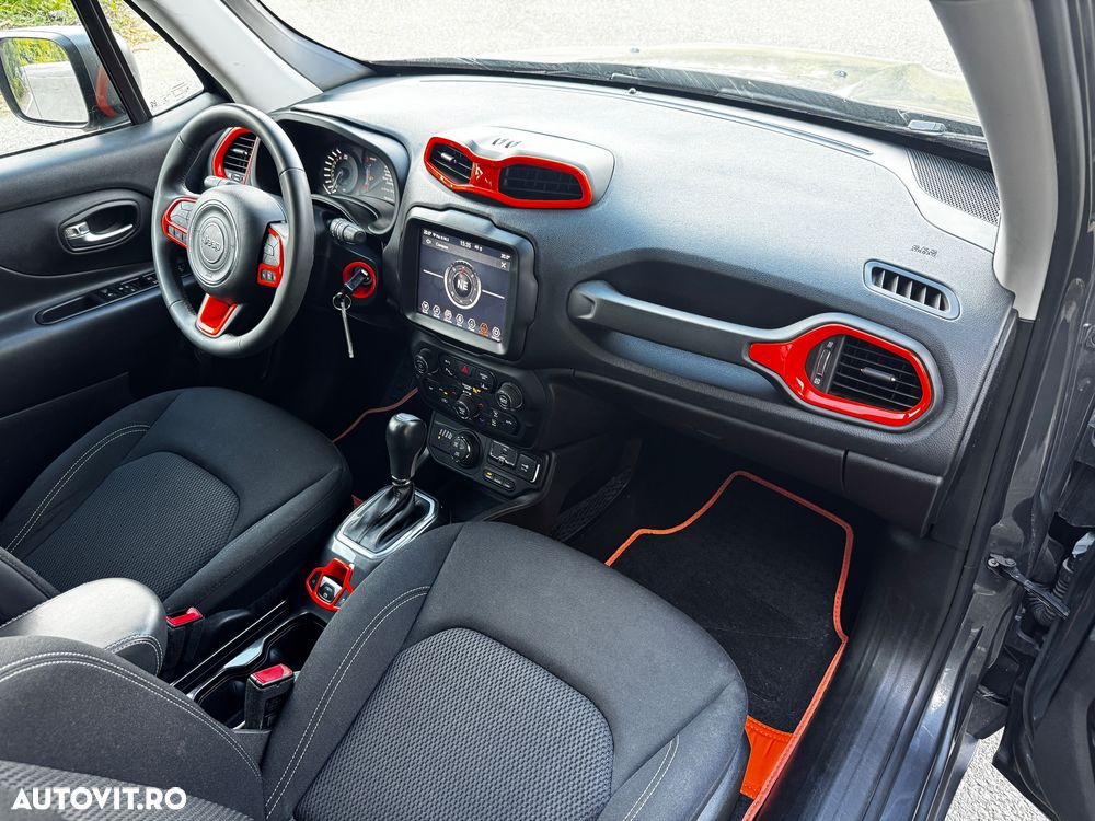 Jeep Renegade 1.3T 4xe AT6 PHEV Limited - 11