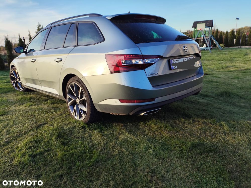 Skoda Superb 2.0 TSI 4x4 DSG Sportline - 11