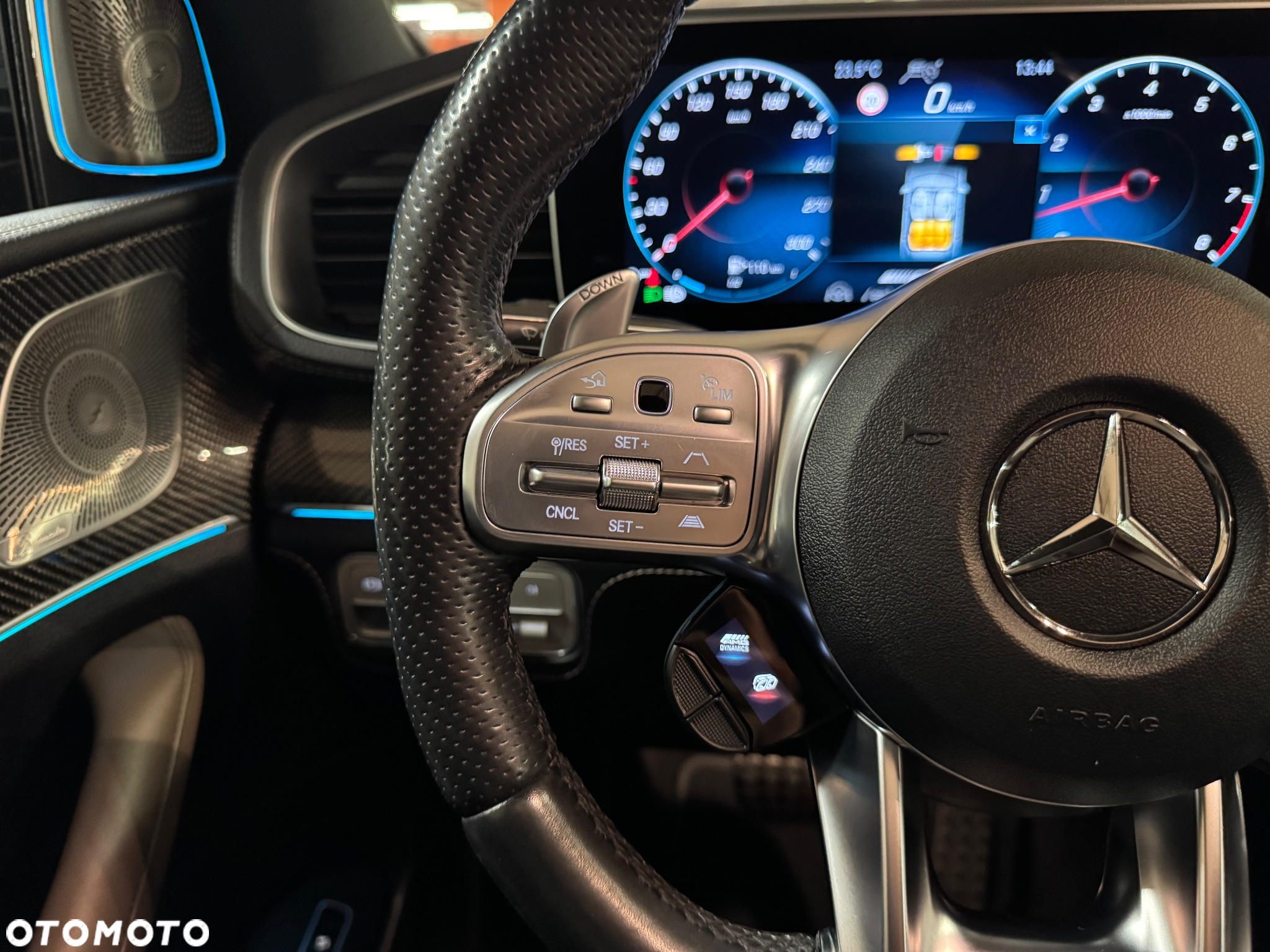 Mercedes-Benz GLE AMG Coupe 63 4-Matic Premium Plus - 16