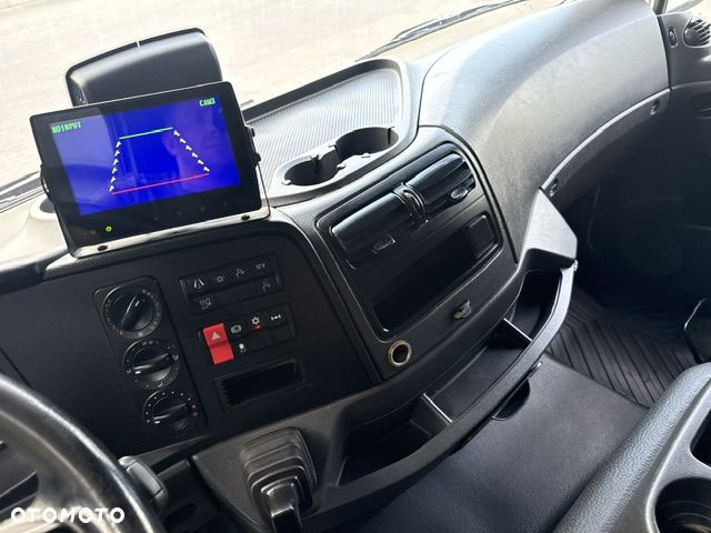 Mercedes-Benz Atego 1223 Skrzynia 7,5M/ Sypialka / Niski przebieg / - 8