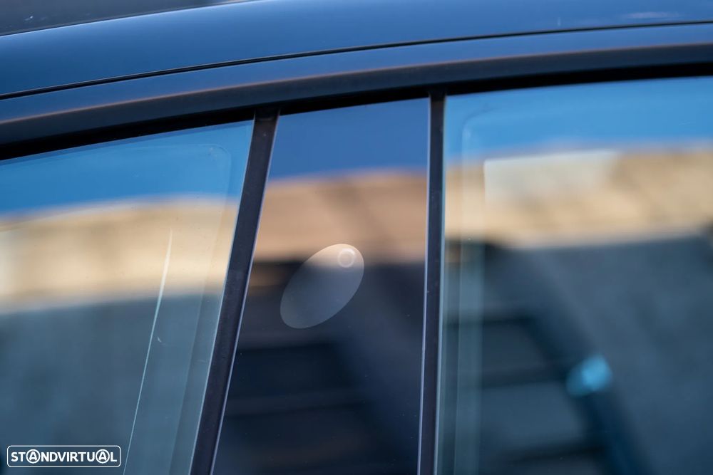 Tesla Model 3 Performance Dual Motor AWD - 23