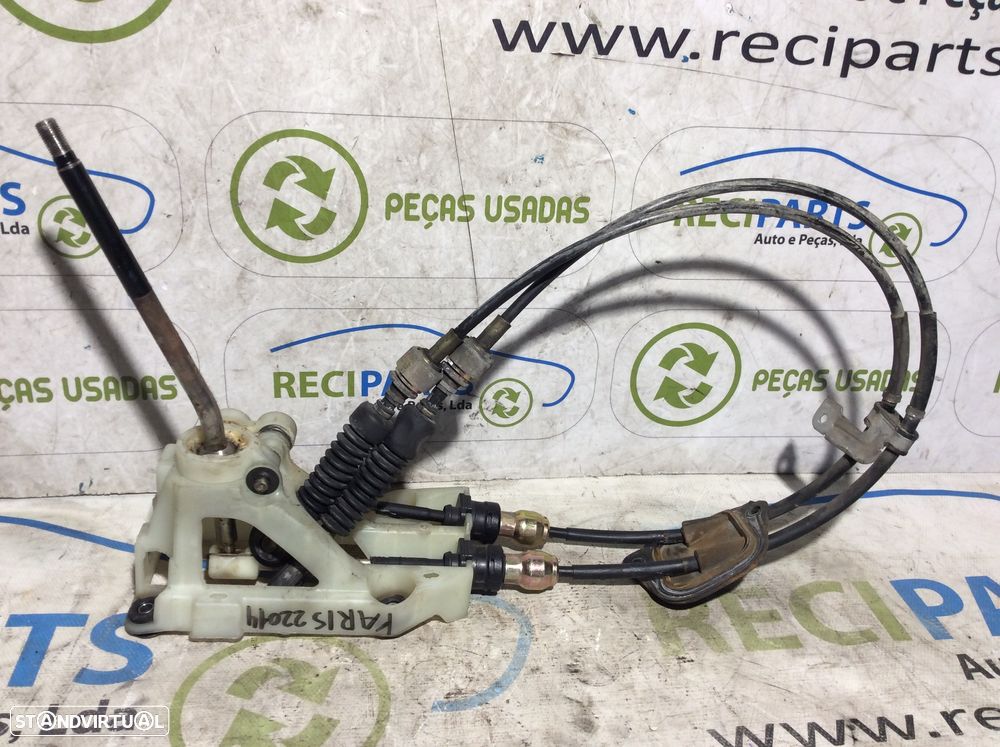 Seletor mais cabos de velocidades Toyota Yaris 1.0 de 2000