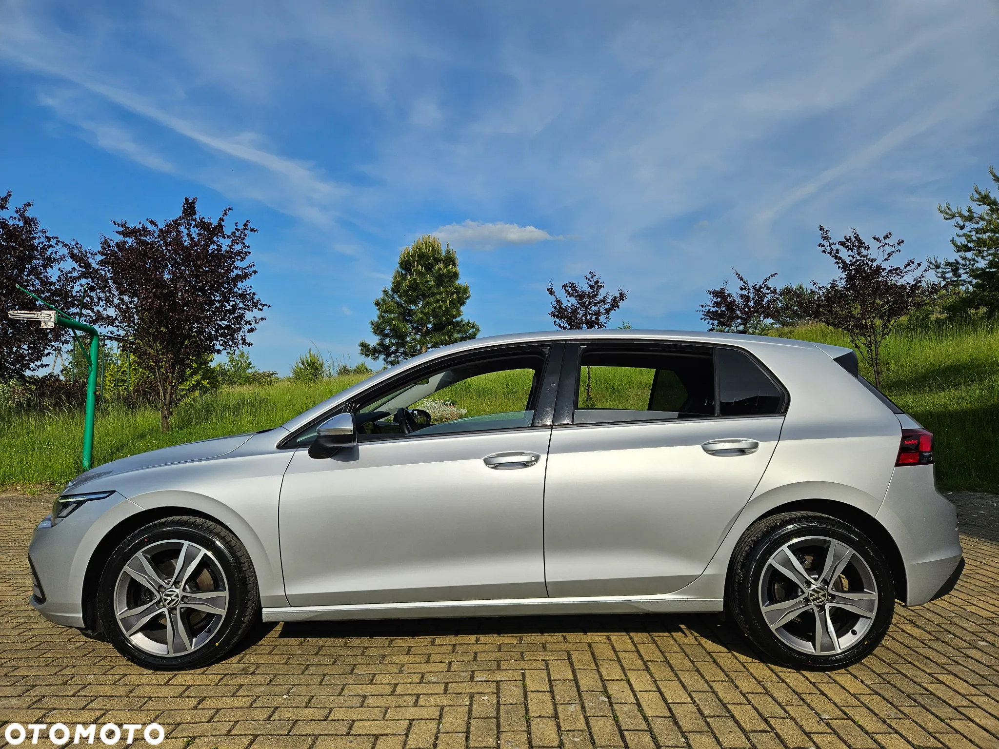 Volkswagen Golf VIII 2.0 TDI - 12