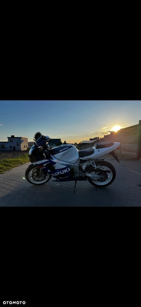 Suzuki GSX-R - 4