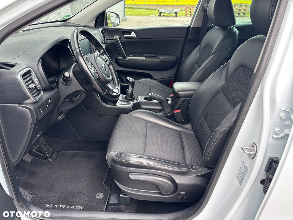 Kia Sportage 1.6 GDI 2WD ISG Spirit - 21