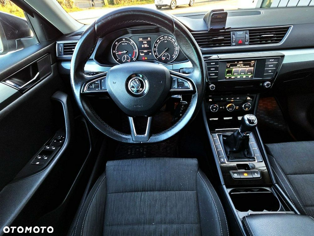 Skoda Superb 2.0 TDI Active - 12