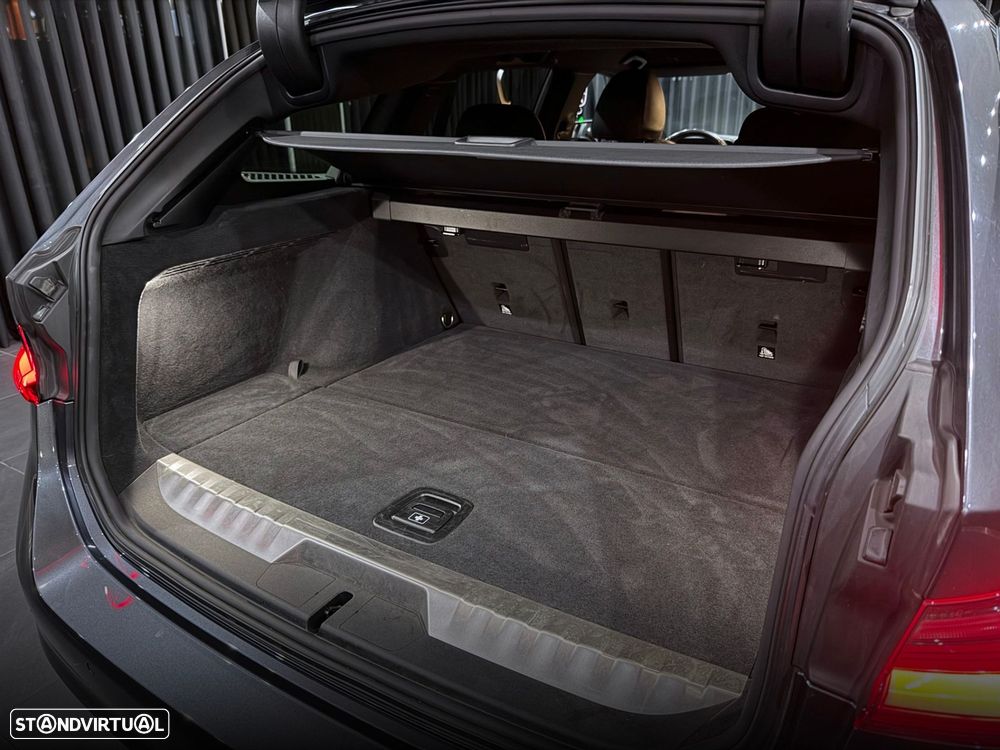 BMW 320 e Line Sport Auto - 39