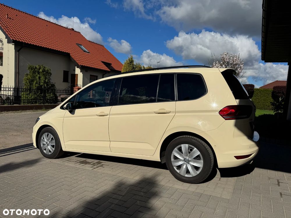 Volkswagen Touran 2.0 TDI SCR DSG Comfortline - 27