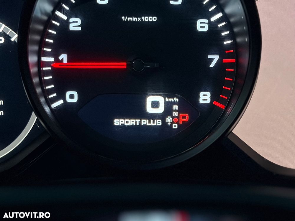 Porsche Cayenne Tiptronic S - 38