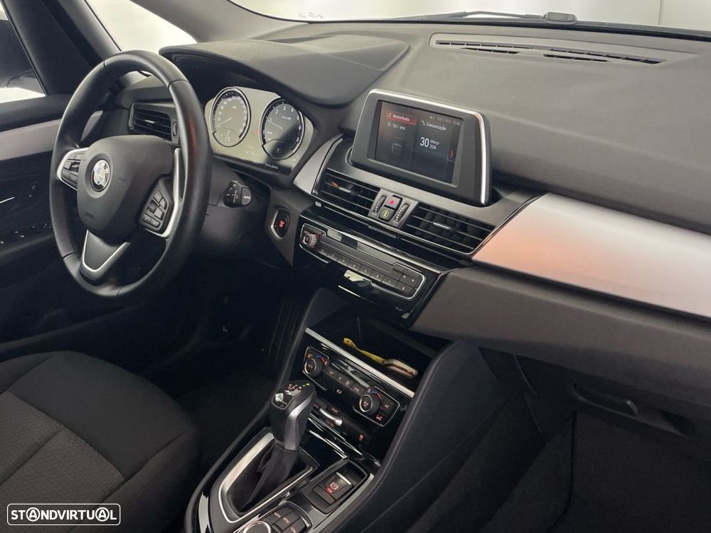 BMW 225xe Active Tourer Advantage - 22