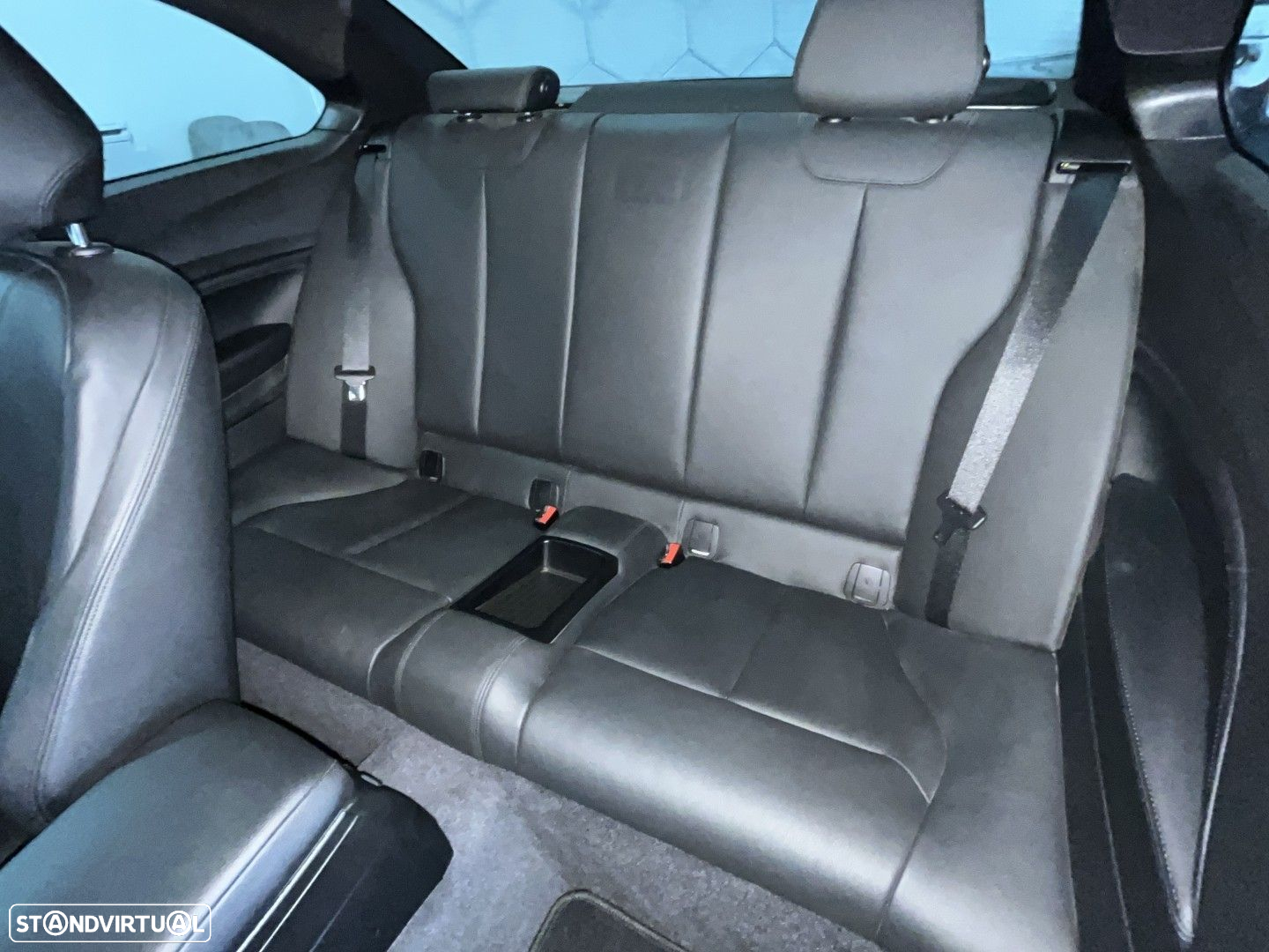 BMW 218 - 13