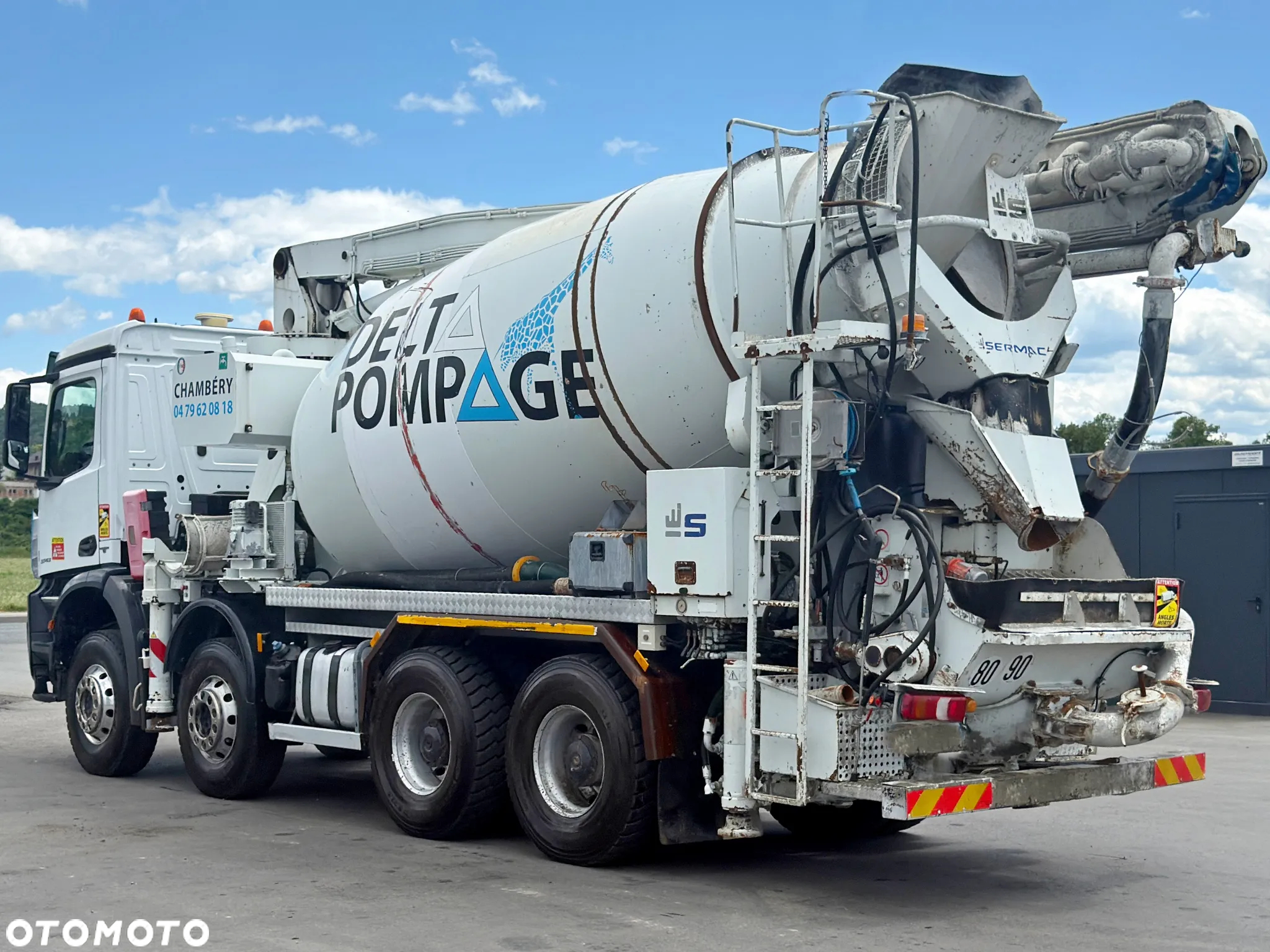 Mercedes-Benz AROCS 3743 * POMPA DO BETONU 24 m + PILOT * STAN BDB / 8x4 - 8